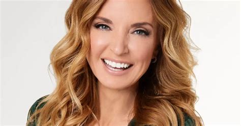 Jennifer’s net worth is unknown. Jennifer Coffey’s net worth is derived from her profession as a television host. The average compensation for a QVC host is $47,026, with salaries ranging from $41,875 to $51,568. With over six years of expertise in the network, she is likely to get a higher-than-average remuneration plan.. 
