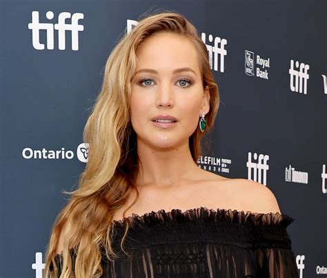 Jennifer lawrence hot. Rating: 8/10 Don’t Look Up, the political and satirical dramedy directed and co-written by Adam McKay (The Big Short) that opened in select theaters on December 10 and debuts on Ne... 