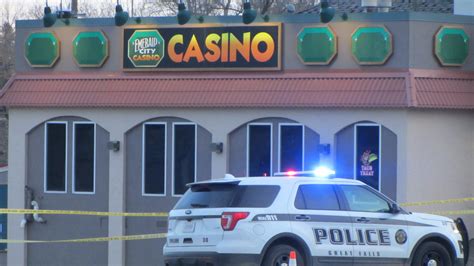 Jennifer mann casino shooting. Chan was kidnapped by Roman Mann an associate of Bindy Johal and was held for 50 to 56 hours. ... ^ "Jennifer Hudson's Mom, Brother Shot to Death". KLTA News. 24 ... 