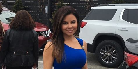 Jennifer Reyna Born with 5 Interesting Facts Jennifer Reyna is a popular television journalist and traffic reporter known for her work with KPRC 2, an NBC affiliate in Houston, Texas. Born on January 1, 1980, Jennifer has become a well-known face in the media industry. Here are five interesting facts about Jennifer Reyna that you … Jennifer Reyna Born Read More ». 