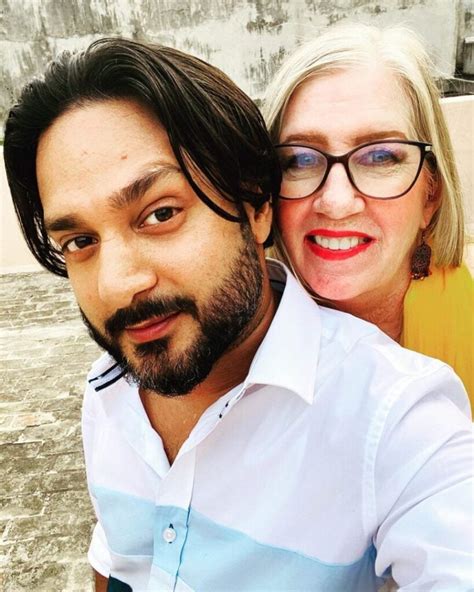 Jenny and sumit net worth. 1 / 42. We first met Jenny and Sumit on 90 Day Fiance: The Other Way Season 1. Sumit sent Jenny a friend request from a fake social media account and the two began talking online. After growing feelings for Jenny, Sumit revealed that he catfished her. He didn't think she'd accept him as he was. 