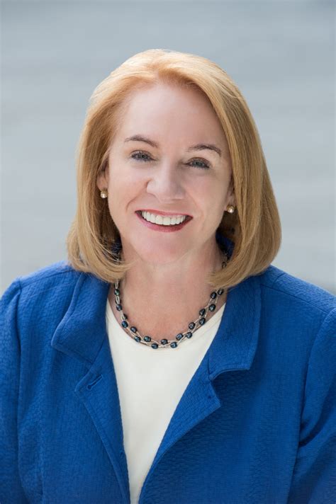 Jenny Durkan became the first out lesbian in Seattle history to win a mayoral primary. Durkan won the primary over 20 other candidates, and with a win in November she may become one of two openly-lesbian mayors currently serving their cities. "Seattle voters made history in selecting Jenny from a crowded field of challengers - […]. 