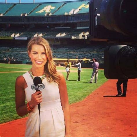 Jenny Taft Net Worth. Taft has an estimated net worth of $1 million - $5 million. Jenny Taft Career. Bak in August 2013, She got promoted to join FS1's news and highlights update team. She served for a 2013 Supercross event at FS1 as a track reporter and in 2015 FIFA Women's World Cup, Taft served for the U.S. women's national soccer .... 