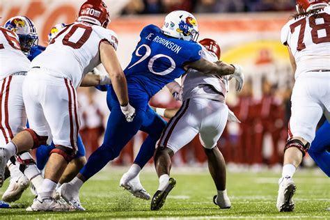 Jereme robinson. Find the latest news about Kansas Jayhawks Defensive Lineman Jereme Robinson on ESPN. Check out news, rumors, and game highlights. 