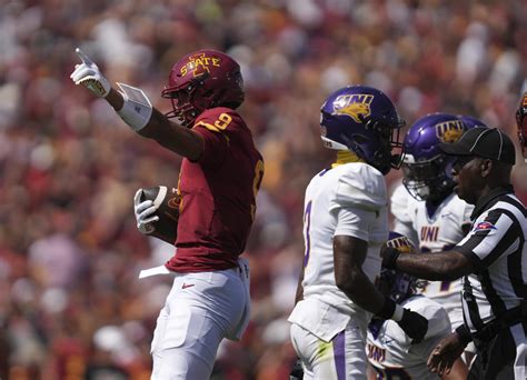 Jeremiah Cooper’s early pick-six sets the defensive tone in Iowa State’s 30-9 win over Northern Iowa