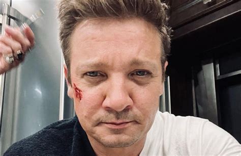 Jeremy Renner says he wrote his ‘last words’ to his family after snowplow accident