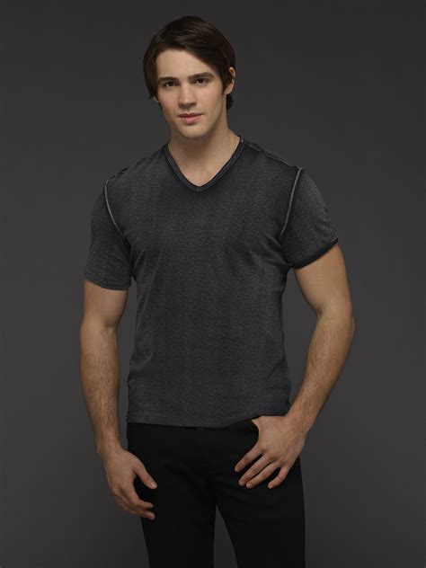 Jeremy gilbert vampire diaries. The Vampire Diaries character Jeremy Gilbert (Steven R. McQueen) returned to his hometown in the latest episode of Legacies, the combined spinoff series of TVD and The Originals. 
