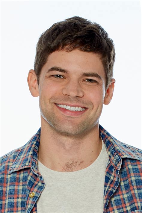 Jeremy jordan. Actor-musician Jeremy Jordan made a splash in Hollywood both on and off-screen. In 2007, he moved to New York City. In 2008, he starred in "The Little Dog Laughed" at Hartford Theatreworks in ... 