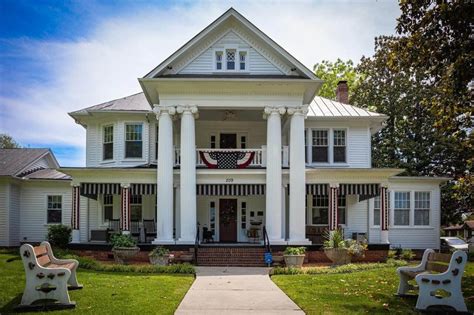 Jernigan House Bed & Breakfast: Absolutely Stunning - See 23 traveler reviews, 12 candid photos, and great deals for Jernigan House Bed & Breakfast at Tripadvisor.