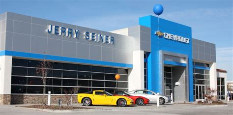 Jerry Ulm Chrysler Dodge Jeep Ram - Service Center