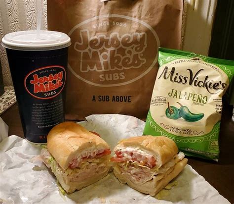 Oct 8, 2023 · The cheapest item on the menu is Kickin’ Ranch, which costs $0.73. The average price of all items on the menu is currently $8.34. Top Rated Items at Jimmy John's. GIANT THE J.J. GARGANTUAN $22.66. GIANT #7 SPICY EAST COAST ITALIAN $17.72. #1 THE PEPE $7.89. 