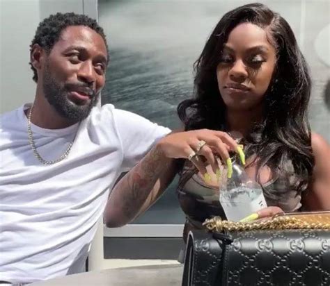 ☕️ Jess Hilarious aka #JessWithTheMess calls out Kountry Wayne for lying about their relationship...shhhh got REAL on set | interpersonal relationship. 