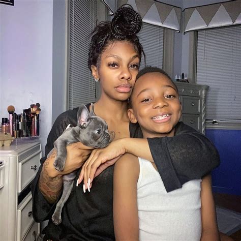 Former MTV star Jess Hilarious has an 11-year-old son named Ashton Amar James. Concerning Jess Hilarious baby father, she welcomed her son with her ex …. 