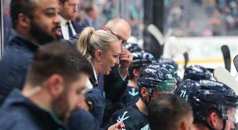 Jessica Campbell, Kori Cheverie breaking barriers for female coaches in NHL