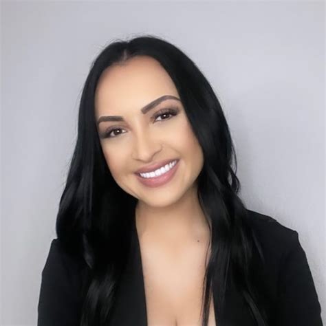 Jessica Hernandez Linkedin Dubai