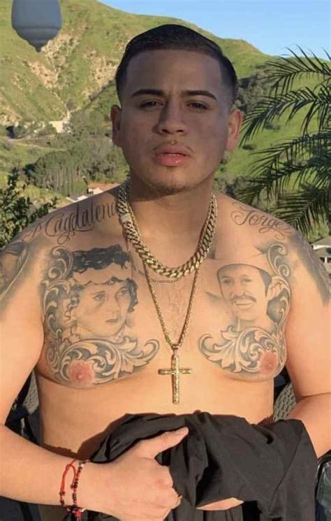 Jesús Ortiz Paz 'JOP', vocalista de Fuerza Regida, fue arrestado este fin de semana en Mexicali por presuntamente intentar cruzar con droga de EEUU a México. La detención habría sido junto con .... 
