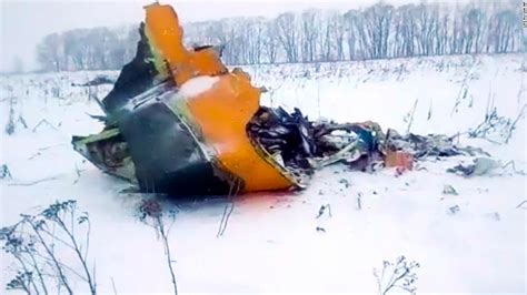 Jet crash in Russia kills 10 and Wagner chief was on passenger list, officials say