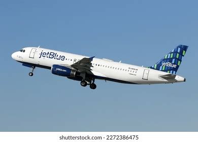 JetBlue - JetBlue Latest and Greatest - Origi