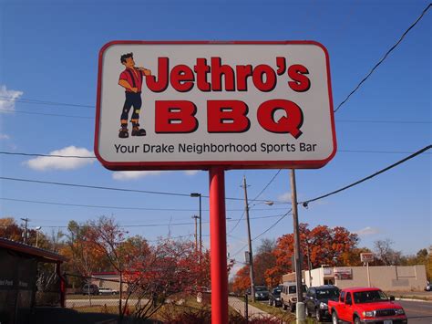 Jethro's bbq. A fresh ground 1/2 pound Angus steak patty, topped with pulled pork tossed in Jethro's Secret BBQ sauce, pepper jack cheese and crispy onion strings on a freshly baked bun. Amazing House Smoked Meats Jethro wakes at sunrise each morning and builds the fire with oak and hickory planks. 