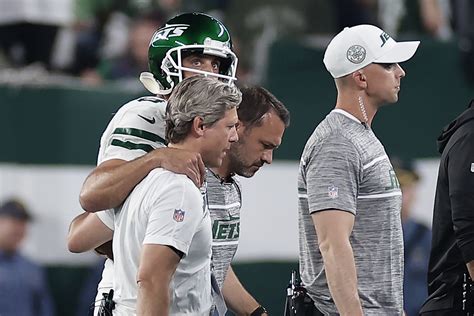 Jets QB Aaron Rodgers has torn left Achilles tendon, AP source says. He’s likely to miss the season