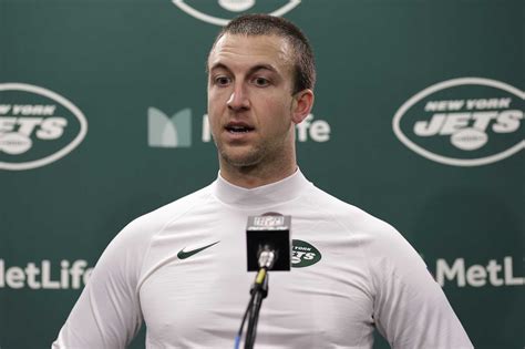 Jets await word on Wilson’s health, but Siemian could get 2nd straight start at QB on Thursday night