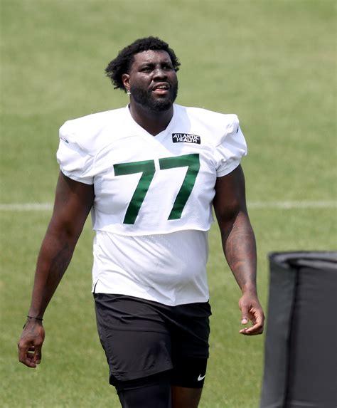 Jets coach Robert Saleh responds to Mekhi Becton’s critical comments on coaching staff