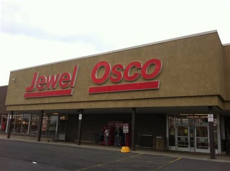  Visit your neighborhood Jewel-Osco Pharmacy located at 370 N Des Plaines St, Chicago, IL for a convenient and friendly pharmacy experience! You will find our knowledgeable and professional pharmacy staff ready to help fill your prescriptions and answer any of your pharmaceutical questions. Additionally, we have a variety of services for most ... . 