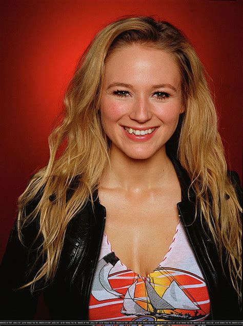 Jewel musician. Jewel Kilcher is an American singer, actress, songwriter, poet, author, and musician. She was born on 20 May 1974 in Payson, Utah. Jewel Measurements are 34-26-35, Age 46, Height 5 feet 6 inches tall and Weight is 58 kg. Jewel’s Bio: She lived with her father after her parents divorced at the age of 8. She studied at the Interlochen Arts … 