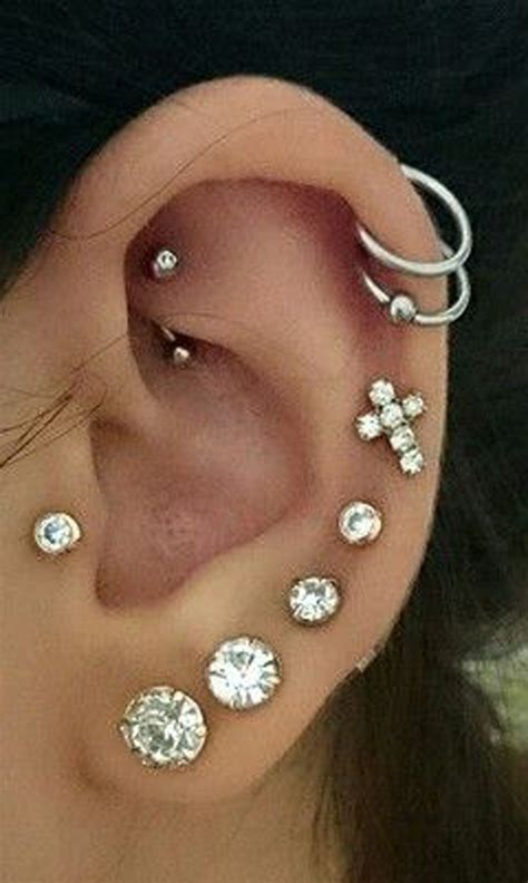 Jewelry and piercing. If you were pierced with a needle the gauges most commonly range from 18-10, most likely being 16 and 14. Intricate piercings like the tragus and rook typically hold jewelry 5/16″, 3/8″, or 7/16″ in size. However, jewelry for the lobes can be just about any size from huggies to pirate rings. 