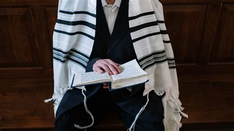 Jewish funeral prayers.  Learn about the prayer & read the kaddish prayer text.  The...