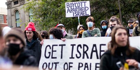 Jewish groups sue California school district