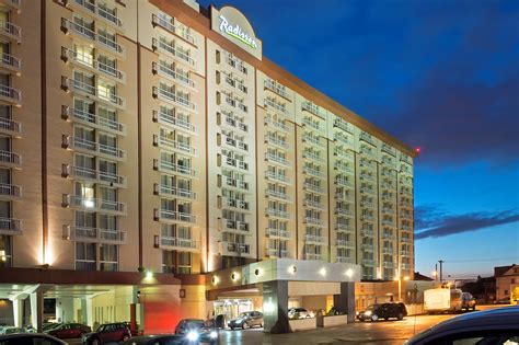 Hotel Hampton Inn NY-JFK Jamaica-Queens. 7.8 - Good ( 3319) 1.6 miles to International Airport John F. Kennedy. £150 per night. Expected price for: 21 Feb - 22 Feb. Compare prices. Hotel.