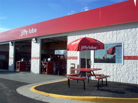 See Options. This isn’t your standard oil change. Whether it’s conventional, high mileage, synthetic blend or full synthetic oil, the Jiffy Lube Signature Service ® Oil Change at . 2381 N. Washington Blvd. is comprehensive preventive maintenance to check, change, inspect and fill essential systems and components of your vehicle.. 