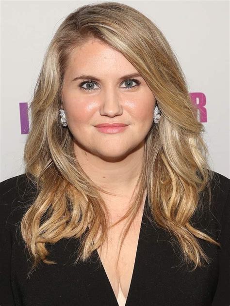 Who is Jillian Bell - Actress - Writer - Producer Jillian Bell who is she? - facts and what happened to her and where she lives now? Check it now Wiki Bio facts, Life, Work, Career, Net Worth of Jillian Bell, and some more other facts How old is Jillian Bell, her age, birthday, zodiac sign, birthplace and hometown, nationality and religion.. 