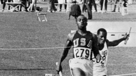 Jim Hines, 1968 Olympic 100-meter champion who became NFL receiver, dies at 76