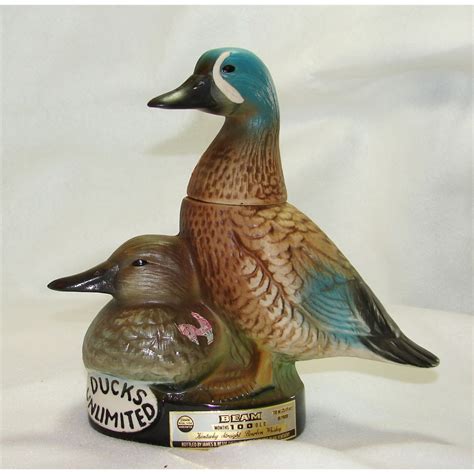 You are bidding on a 1982 Jim Beam decanter for Ducks Unlimited with the WOOD DUCKS. Still sealed and full. I think this is one of the best of the ducks unlimited of the Jim Beam collection. It is in excellent condition with no chips or cracks.. 7 1/2" tall and 9" wide. Will have to ship by UPS... Email me if you have any questions.. 