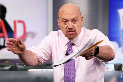Cramer's Lighting Round: Buy Boeing. It's that time again! "Mad Money" host Jim Cramer rings the lightning round bell, which means he's giving his answers to callers' stock questions at rapid ...