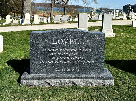 Jim lovell grave.  American Astronaut.  &ldquo;NASA sends its condolenc...