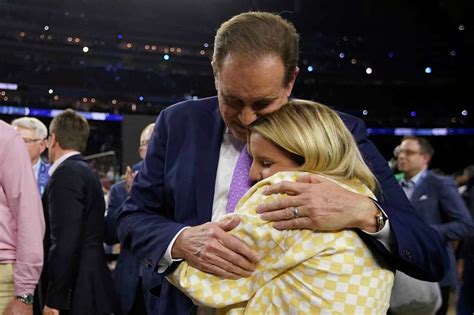 Jim nantz daughter. The final years of Jim Nantz's time as CBS' lead college basketball ... The couple has two children, daughter Finley, born in 2014, and son Jameson, born in 2016. Nantz also has a daughter ... 