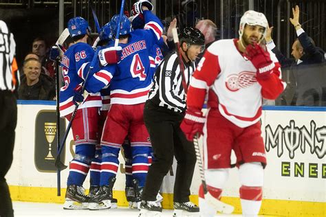 Jimmy Vesey breaks tie with 4:15 left, Rangers rally to beat Red Wings 3-2