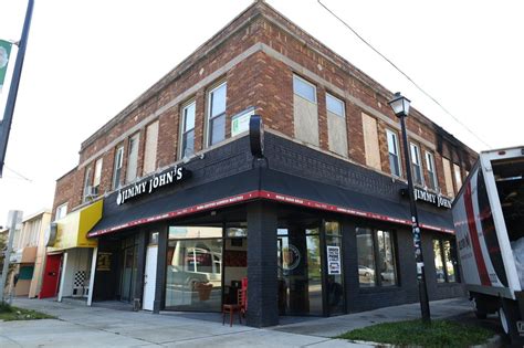 Jimmy johns ypsilanti. Contact information for the Jimmy John’s corporate office is available on the Jimmy John’s website, as of June 2015. From the home page, click on Company and then choose the approp... 