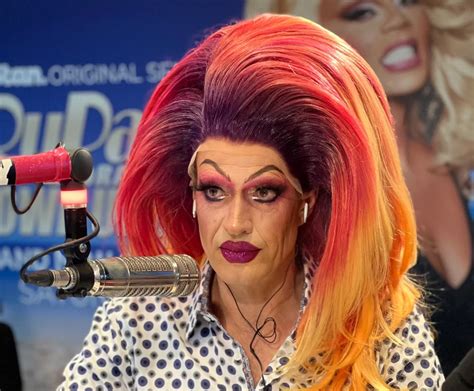 Jimmy lee simpson in drag