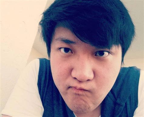 Big YouTuber Charged jailed for Sexual Acts with a Minor!Jinbop was caught making and distributing explicit video of under-aged girl. Jinbob charged with sol...