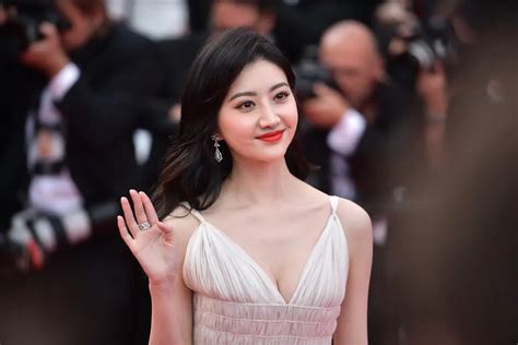 Jing tian hot scene in bedroom