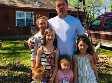 Oct 16, 2018 ... JJ Da Boss has eleven children and five grandchildren. He is married to Tricia Day aka “Midget” who races on the streets with him. She is not .... 
