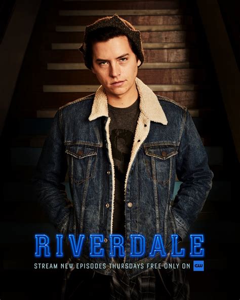 Jjs riverdale. Forsythe Pendleton "FP" Jones II was initially a recurring character during Season 1 of The CW's Riverdale. He has since been promoted to series regular for the second season through the fifth season.[2] He was portrayed by Skeet Ulrich. FP is the former leader of the Southside Serpents and the father of Jughead and Jellybean Jones. FP was initially … 