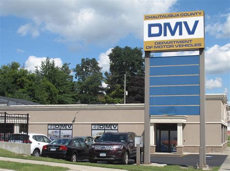 To get a California driver record printout from the DMV online, simply visit the California DMV website, register and request your driver record, then pay online. You need access to the Internet and your personal information in order to reg.... 
