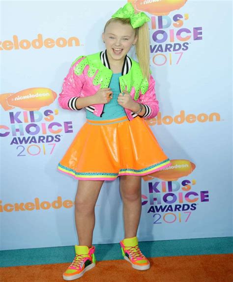 JoJo Siwa Height, Weight, Age & Boyfriend