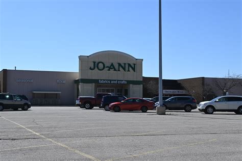 Visit your local Benton Harbor, Michigan (MI) JOANN Fabric & Craft store for the largest assortment of fabric, sewing, quliting, scrapbooking, knitting, crochet, jewelry and other crafts. ... JOANN Fabric & Craft Store Locations in Benton Harbor, MI Location(s) in Benton Harbor. JOANN. 1800 M-139 Unit A. Benton Harbor, MI 49022. 269-932-4335.