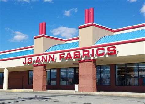 Joann fabrics swansea. Spandex Fabric. Spandex fabric is known for its stretchability and breathability. Made from polyester, rayon blend, cotton blend and more, it comes in a wide range of prints and solids. You can buy stretch spandex fabric by the yard at JOANN to create form-fitting apparel, workout clothes & sportswear. 